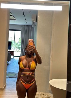 Riley - escort in Bali Photo 4 of 9