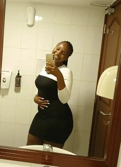 Rilfa - puta in Al Manama Photo 3 of 4