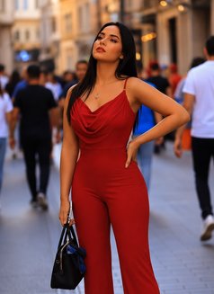 Rim - escort in Dubai Photo 2 of 4