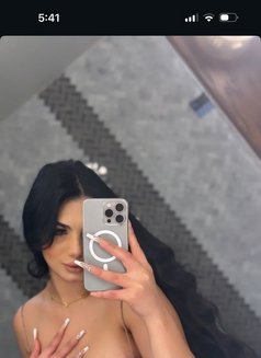 Rim - escort in Dubai Photo 2 of 5