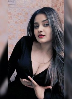 Rima - adult performer in Bangalore Photo 2 of 4