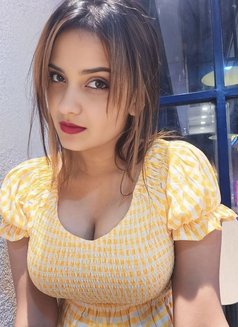 Rima - adult performer in Bangalore Photo 3 of 4