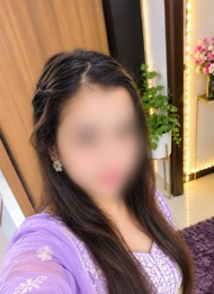Rima Escorts - puta in Bangalore Photo 1 of 1