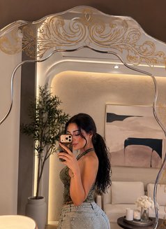 Rima - masseuse in Muscat Photo 9 of 9