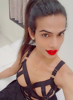 Rimi 69 - Transsexual escort in Vadodara Photo 4 of 8