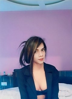 Rimi 69 - Transsexual escort in Vadodara Photo 8 of 8