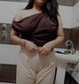 Rimi New Girl Cam and Real Meet - puta in New Delhi Photo 1 of 3