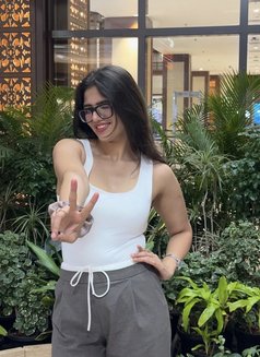 Rimjhim - Transsexual escort in Surat Photo 1 of 1