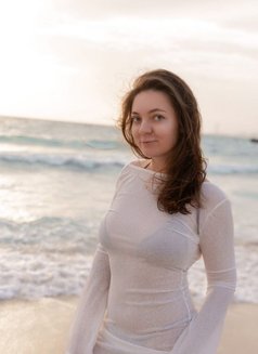 Rimma - escort in Dubai Photo 8 of 25