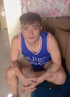 Rimmer Top - Male escort in Makati City Photo 2 of 2