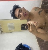 Rimmer Top - Male escort in Manila