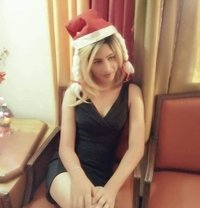 Rimmi - Transsexual escort in Mumbai