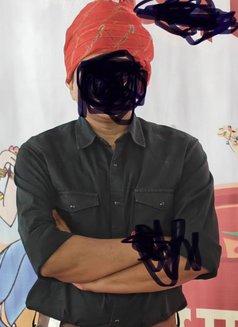 Rimmu - Male companion in New Delhi Photo 1 of 2