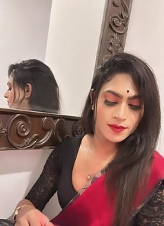 Rimpa Sen - Transsexual escort in Bangalore Photo 18 of 21