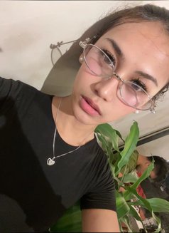 Rin Allison - Acompañantes transexual in Manila Photo 8 of 9