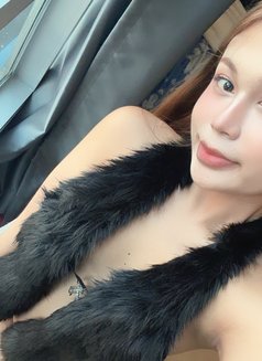 ริน - Acompañantes transexual in Bangkok Photo 2 of 5