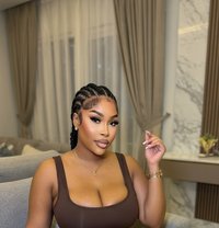 Rina - masseuse in Accra