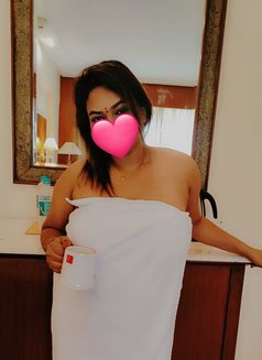 Rina - escort in Navi Mumbai Photo 3 of 4
