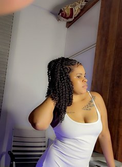 Rina in Sector 4, Greater Noida - escort in Noida Photo 1 of 5