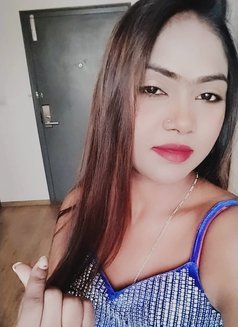 Rina - puta in Bangalore Photo 3 of 4