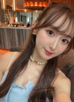 Rina - escort in Osaka Photo 4 of 4