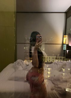 Rina - escort in Tokyo Photo 3 of 9