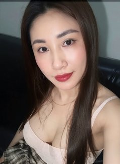 Rina - escort in Bangkok Photo 3 of 4