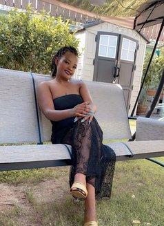 Rina - puta in Pattaya Photo 7 of 11