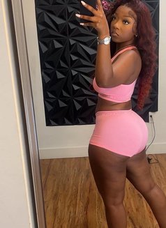 Rina, Young and Bold - puta in Kathmandu Photo 2 of 6