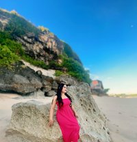 Rinaa - escort in Bali