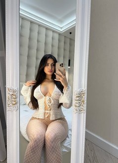 Rinael - escort in Jeddah Photo 1 of 4