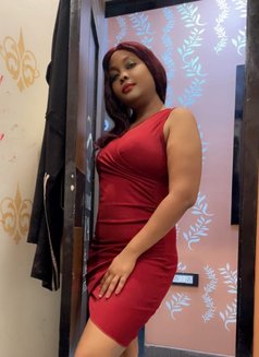 Rinah - escort in Lucknow Photo 3 of 4