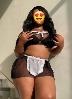 Rinah - escort in Mumbai Photo 2 of 6