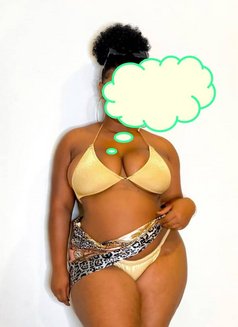 Rinah - escort in Mumbai Photo 3 of 6
