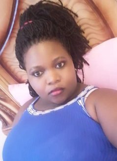 Rinah - escort in Jeddah Photo 1 of 1