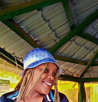 Rinah - adult performer in Nairobi