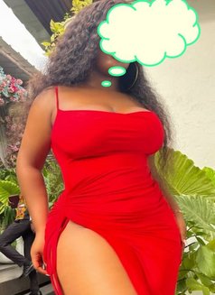 RINAH - escort in Mumbai Photo 5 of 7