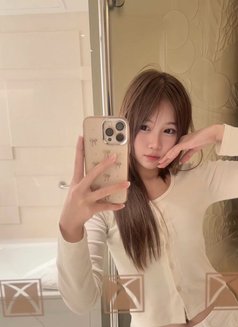 Rinda baby 19 - escort in Bangkok Photo 9 of 11