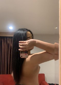 Rinda - Transsexual escort in Pattaya Photo 3 of 3
