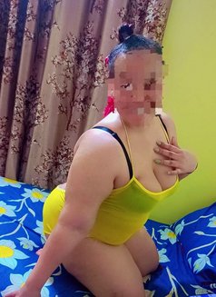Rinda Lee cam show video & real meet exp - escort in Chennai Photo 2 of 4