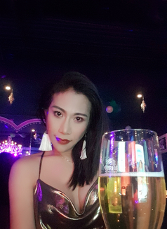 Rinda2000 - Transsexual escort in Bangkok Photo 4 of 10