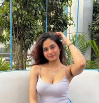 Rinku - puta in Mumbai