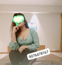 Rinky cam session - escort in Bangalore
