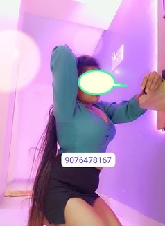 Rinky cam session - escort in Chennai Photo 18 of 25