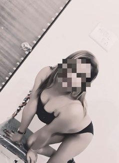 Rinky Cam Session - escort in Chennai Photo 5 of 19