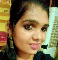 Rinky - Transsexual escort in Hyderabad