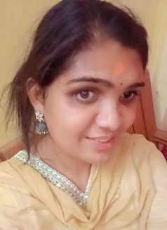 Rinky - Transsexual escort in Hyderabad Photo 4 of 5