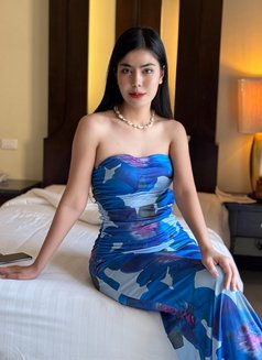 Rinny - puta in Bangkok Photo 3 of 9