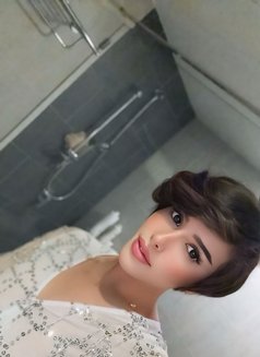 Rino - Transsexual escort in Jeddah Photo 3 of 3