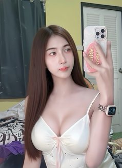 Rinrada Th - masseuse in Hua Hin Photo 12 of 13